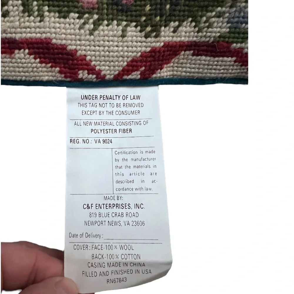 C&F Enterprises Wool Needle Point Throw Pillow Santa Christmas Chimney Wreath